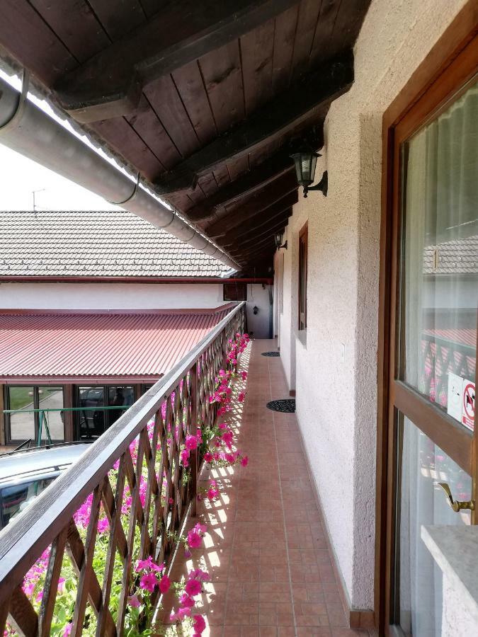 Hotel T.S.G. Simanovic Klinca Sela Zewnętrze zdjęcie